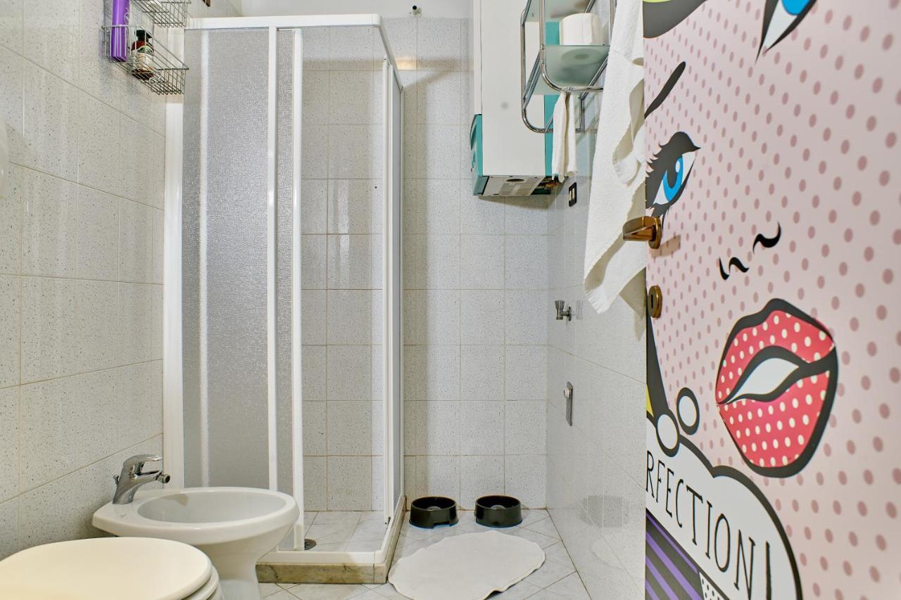 Colorato E Vivace Bilocale Apartment Лука Екстериор снимка