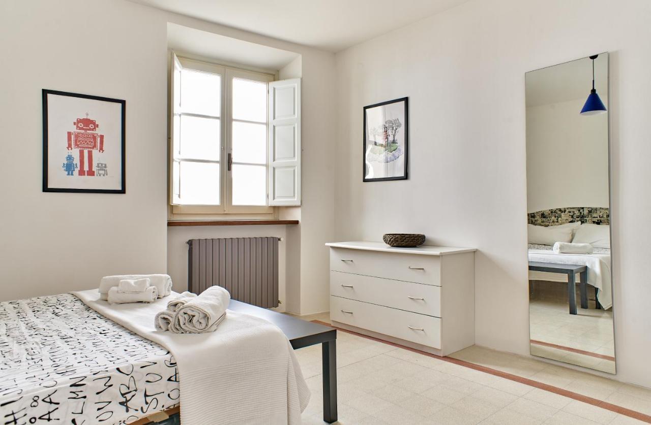 Colorato E Vivace Bilocale Apartment Лука Екстериор снимка